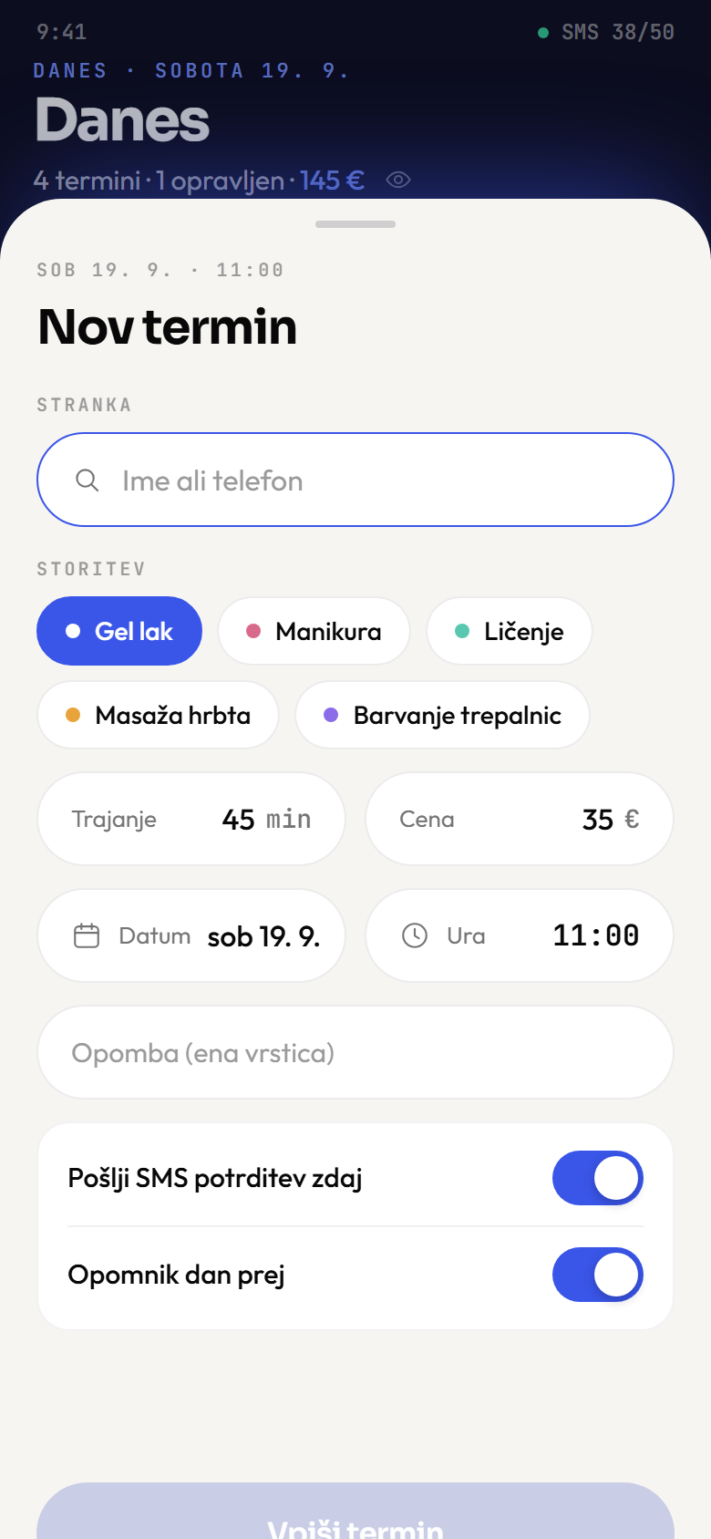 Vpis termina: iskanje stranke, izbira storitve z barvnimi čipi, trajanje, cena, datum in ura ter stikali za SMS.